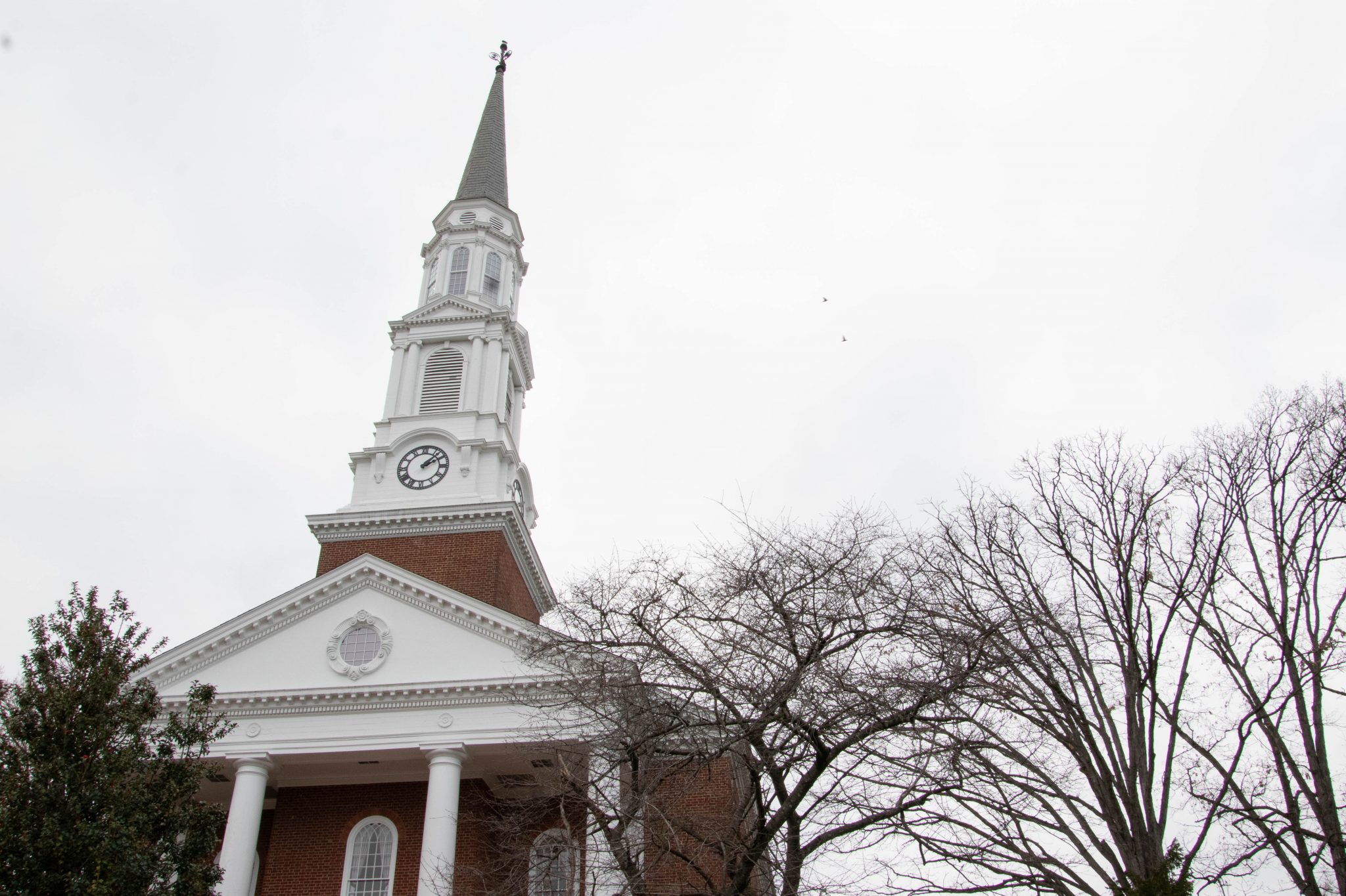 UMD A Capella Groups Perform Winter Classics, Hymns in Memorial Chapel Concert image