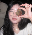 Anner Rong Headshot